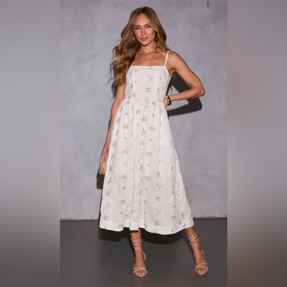 NEW! Vici Springtide Muse Eyelet Floral Midi Dress